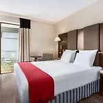 ان اتش غراند بالاس أرينبيرغ فندق 4*