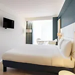 호텔 Louise 3*