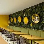 Centre Louise Otel 3*