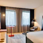 Otel Centre Louise 3*