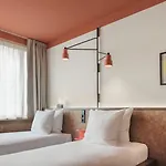 The Usual بروكسل