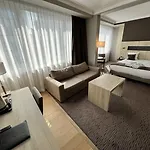 Western Royal Centre Hotel