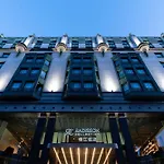 Radisson Collection Grand Place Hotel