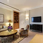 Le Plaza 5*