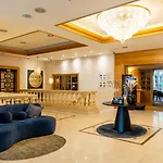 Le Châtelain Hotel