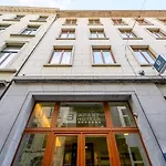 B-aparthotel Grand Place 4*