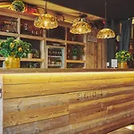 The Legacy By 2go4 Center Hostel