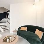 B&B Urban Walls