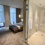 Opo 4* Brussels