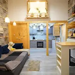 Magical Double Bedroom Duplex 아파트