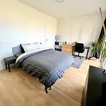 Appartement Elegant Near Atomium Ideal For Families