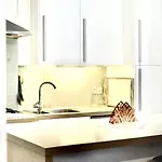 Apartament Spacious Terrace In The Heart Of *
