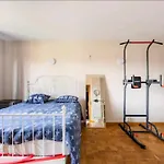 Villa&wellness Area Jacuzzi Sauna Massage Table Villa Bruxelles