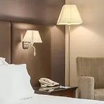 Nh Carrefour De L'europe מלון 4*