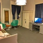 Le Manoir Πανσιόν Βρυξέλλες
