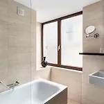ان اتش غراند بالاس أرينبيرغ 4*