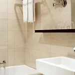 فندق ان اتش غراند بالاس أرينبيرغ 4*