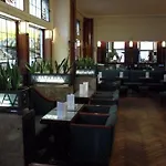 Esperance Hotel 3*