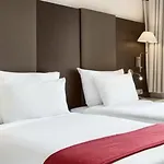 Nh Grand Place Arenberg Hotel