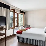 Hotel Nh Grand Place Arenberg Brussels