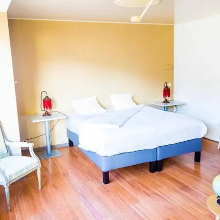 Universal Solution - Sam 56 Apartman