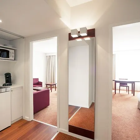 Hotel Mercure Airport