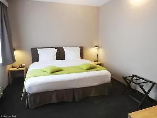 9hotel Chelton Hotell