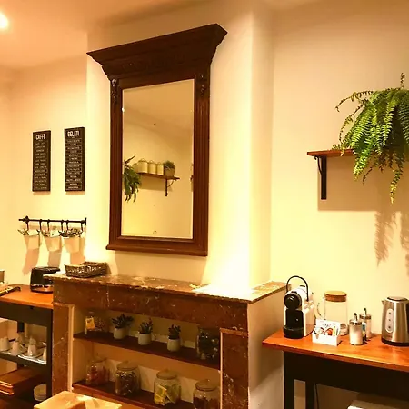 Bed and Breakfast De Mot Βρυξέλλες