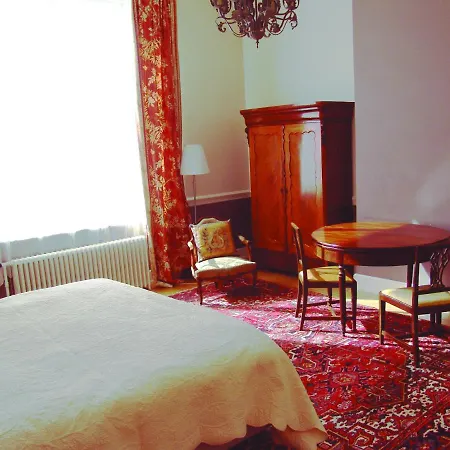 Louise Chatelain Guest house 3*