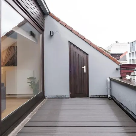 Functional Housings 2 Steps From Grand Place