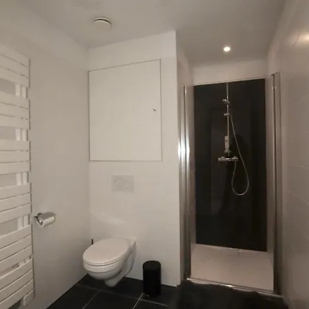 European Institutions * بروكسل