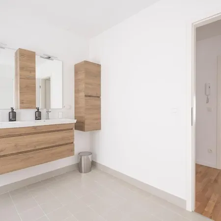 The Doms Flats Apartamento