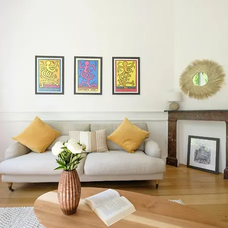 Couette-café The Good House 3*