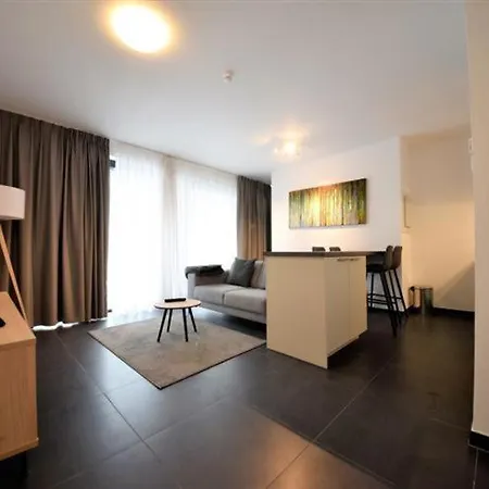 New 1 Bedroom In The Center Of With Jacuzzi By Reservation *