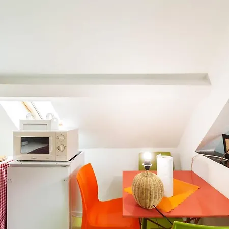 Studio With Wifi At Bruxelles Appartement