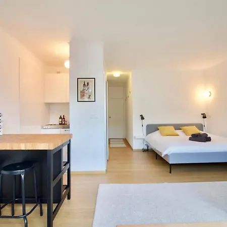 New ! * Bruxelles