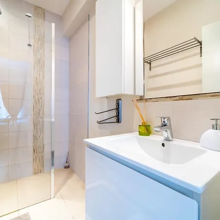 Luxury In The Eu Area Apartment