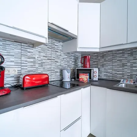 Luxury In The Eu Area Apartment