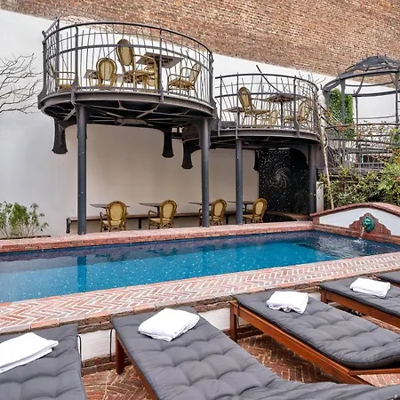 Latroupe Le Berger Hotel