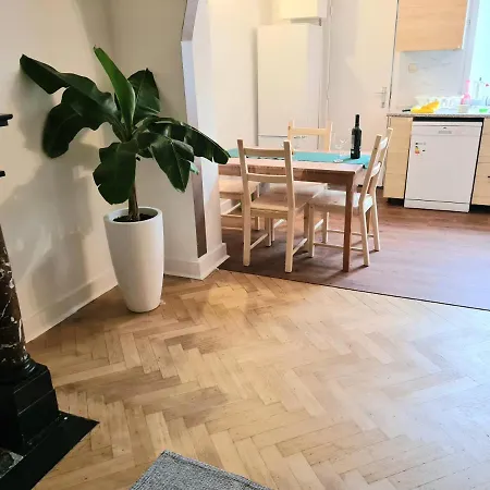 - Eu Commission 4 Bedrooms And Garden Barbecue 公寓 *