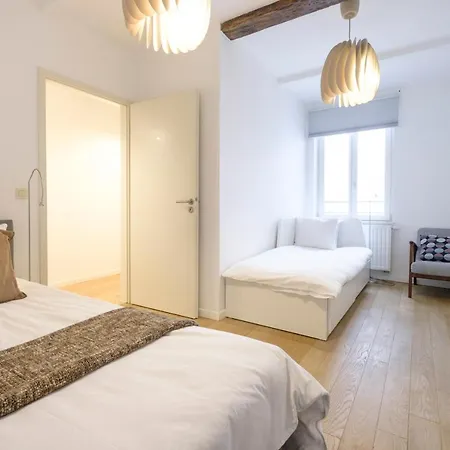 Apartment Ilot Sacre Brussels