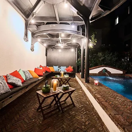 Hotel Latroupe Le Berger Brussels