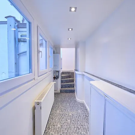 Maison Grand Place 2br 3 *
