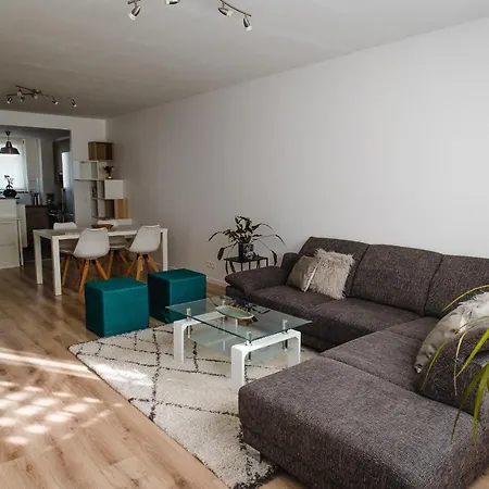 Midi-suede Appartement *