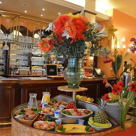 Matignon Hotel 3*