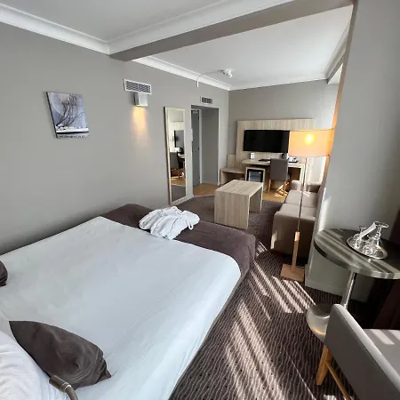 Hotel Western Royal Centre 3*