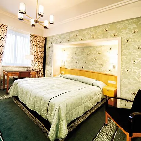 فندق Metropole 5*
