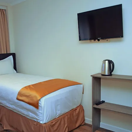 Hotel The Helmet 2*