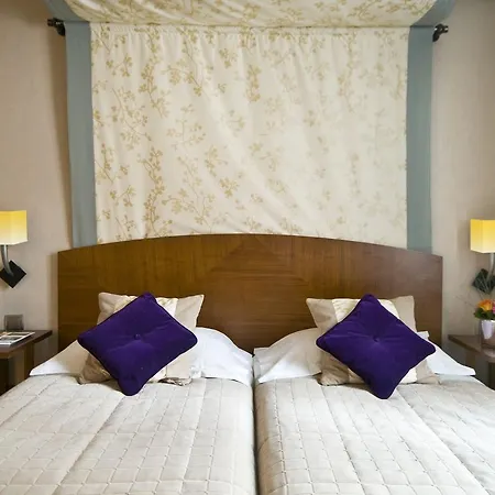 Ξενοδοχείο Warwick Grand-place 4*