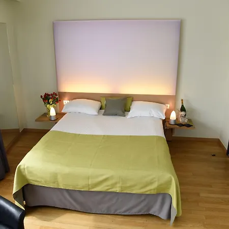 322 Lambermont Brussels Otel 3*